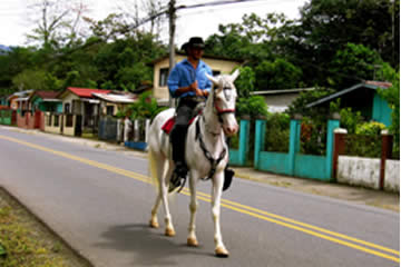 Getting around in Tuis, Turrialba